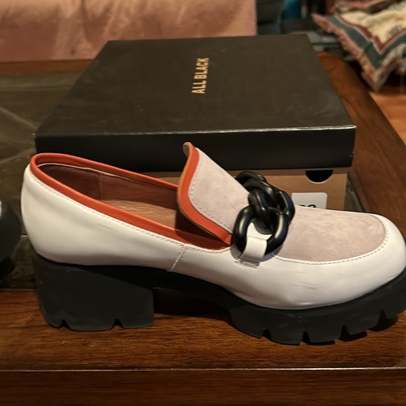All Black Chunky Loafer 2” heel size 40 (9) gray/white - Picture 9 of 10